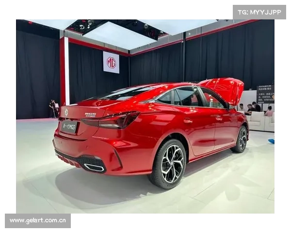 全新一代MG5实车曝光,更具年轻个性化,1.5L_1.5T动力组合可选 全新一代MG5实车曝光,更具年轻个性化,1.5L_1.5T动力组合可选